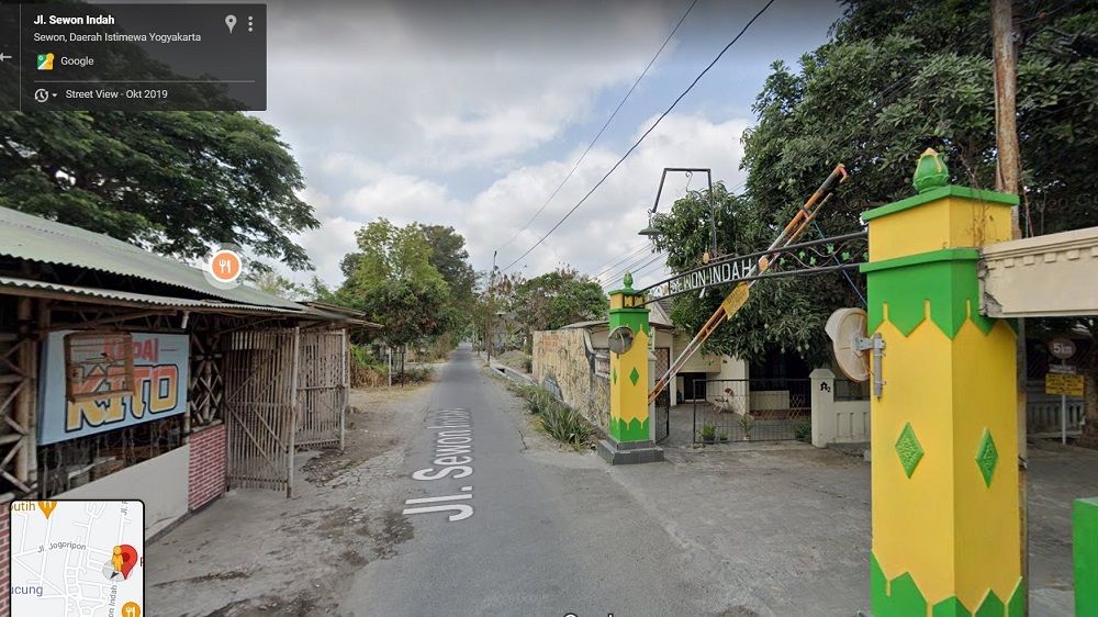 Menggunakan Google Maps Street View